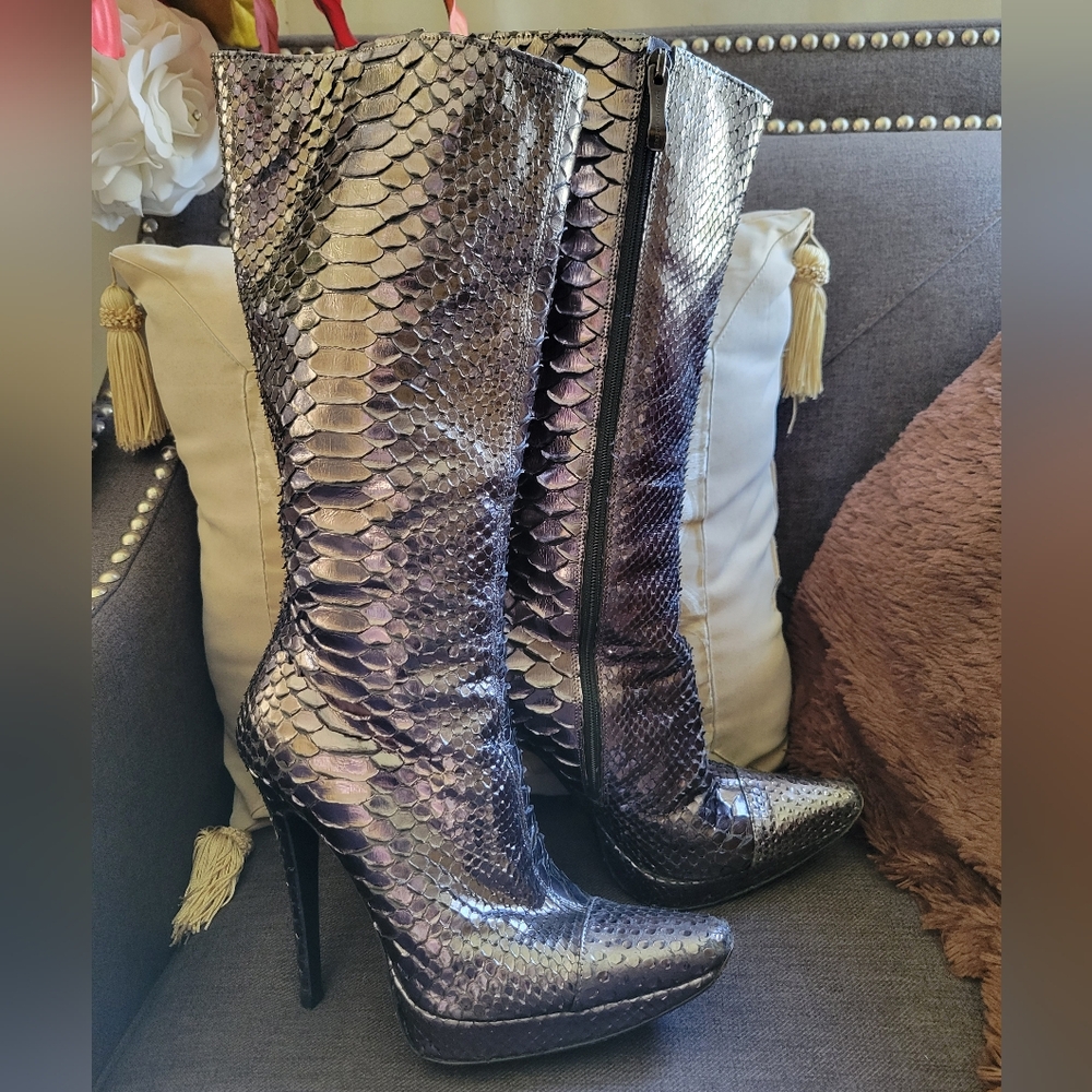 Gianmarco Lorenzi boots